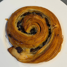 Load image into Gallery viewer, Sweet or Savoury Escargot - raisin, chocolate or cheesy!
